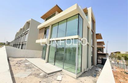 Villa - 4 - 5 for sale in Nad Al Sheba Gardens 2 - Nad Al Sheba Gardens - Nad Al Sheba 1 - Nad Al Sheba - Dubai Villa - 4 - 5 for sale in Nad Al Sheba Gardens 2 - Nad Al Sheba Gardens - Nad Al Sheba 1 - Nad Al Sheba - Dubai