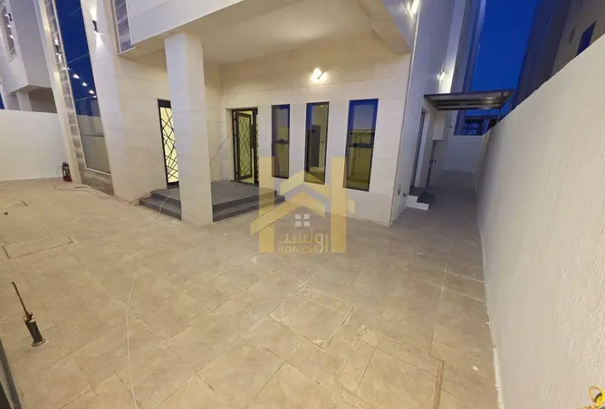 145550334 - Property Image 3