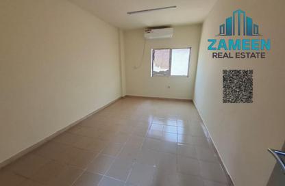 سكن عمال - استوديو - 8 حمامات للايجار في الجرف 3 - الجرف - عجمان وسط المدينة - عجمان سكن عمال - استوديو - 8 حمامات للايجار في الجرف 3 - الجرف - عجمان وسط المدينة - عجمان