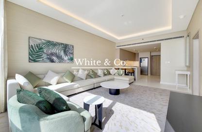Apartment - 1 Bedroom - 2 Bathrooms for sale in The Palm Tower - Palm Jumeirah - Dubai