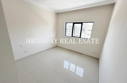 Apartment - 2 Bedrooms - 3 Bathrooms for rent in Muwailih Building - Muwaileh - Sharjah