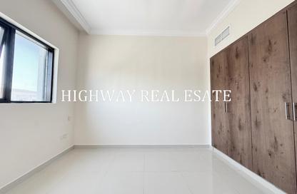 Apartment - 2 Bedrooms - 3 Bathrooms for rent in Muwailih Building - Muwaileh - Sharjah