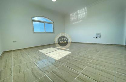 Apartment - Studio - 1 for rent in Al Mushrif Villas - Al Mushrif - Abu Dhabi