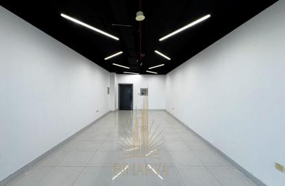 Office Space - Studio - 1 Bathroom for rent in Tamani Art Tower - Business Bay - Dubai