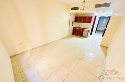 Apartment - Studio - 1 Bathroom for rent in Muwailih Building - Muwaileh - Sharjah