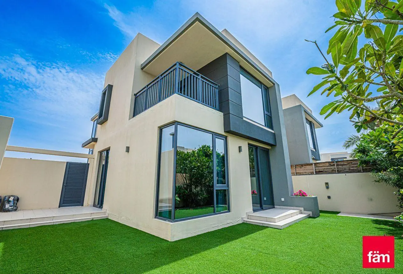 115477000 - Property Main Image