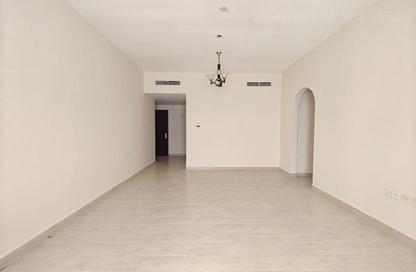 Apartment - 2 Bedrooms - 2 Bathrooms for rent in Muwaileh 3 Building - Muwaileh - Sharjah