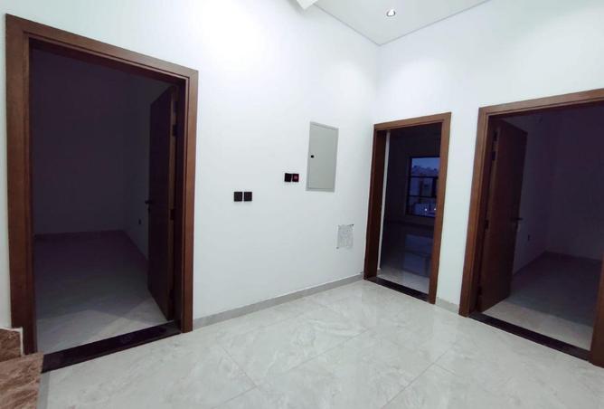 87448729 - Property Image 3