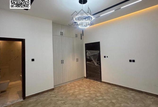 113711787 - Property Image 2