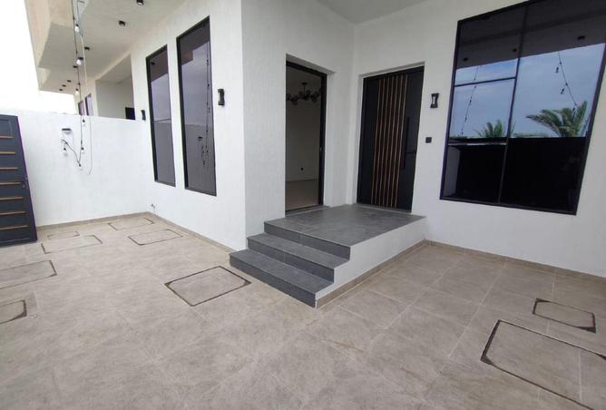 82815101 - Property Image 2