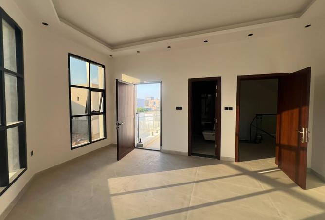 125195176 - Property Image 3