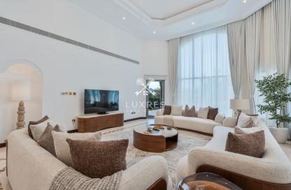 Villa - 4 Bedrooms - 5 Bathrooms for rent in Garden Homes Frond A - Garden Homes - Palm Jumeirah - Dubai