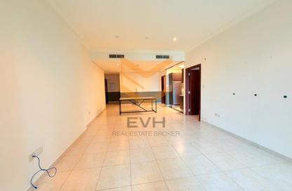 Apartment - 1 Bedroom - 2 Bathrooms for rent in Marina Heights - Dubai Marina - Dubai