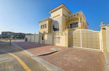 Villa - 4 - 6 for rent in Nad Al Sheba 1 - Nad Al Sheba - Dubai Villa - 4 - 6 for rent in Nad Al Sheba 1 - Nad Al Sheba - Dubai