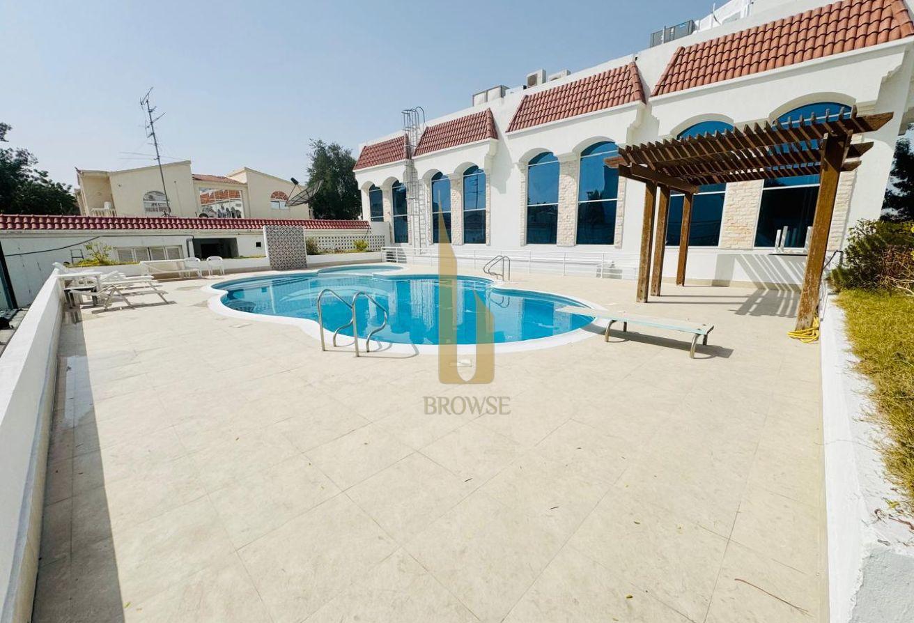 Shared Pool+Padel Court | Private Garden photo 2