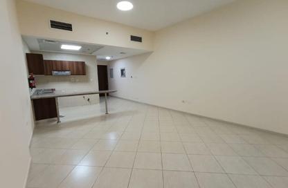 Apartment - Studio - 1 Bathroom for rent in Lynx Residence - Dubai Silicon Oasis - Dubai
