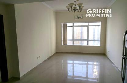 Apartment - 1 - 2 for rent in Lake City Tower - JLT Cluster D - Jumeirah Lake Towers - Dubai