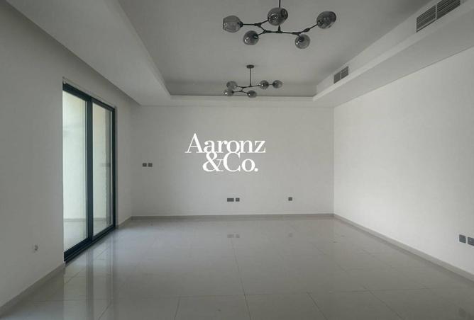 112760576 - Property Image 3