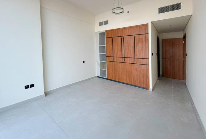 141893935 - صورة العقار 2