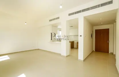 Apartment - 1 Bedroom - 1 Bathroom for rent in The Gardens Buildings - The Gardens - Dubai
