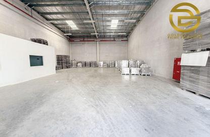 Warehouse - Studio - 2 Bathrooms for rent in Al Quoz Industrial Area 1 - Al Quoz Industrial Area - Al Quoz - Dubai