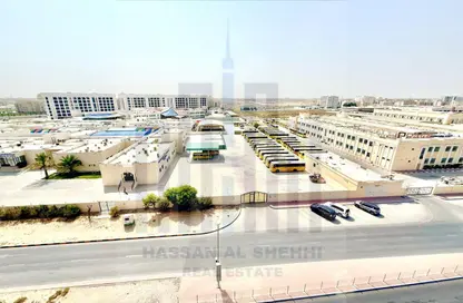 شقة - 2 غرف نوم - 3 حمامات للايجار في مبنى مويلح - مويلح - الشارقة