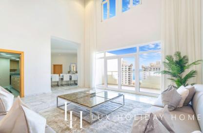 Apartment - 4 Bedrooms - 4 Bathrooms for rent in Al Shahla - Shoreline Apartments - Palm Jumeirah - Dubai