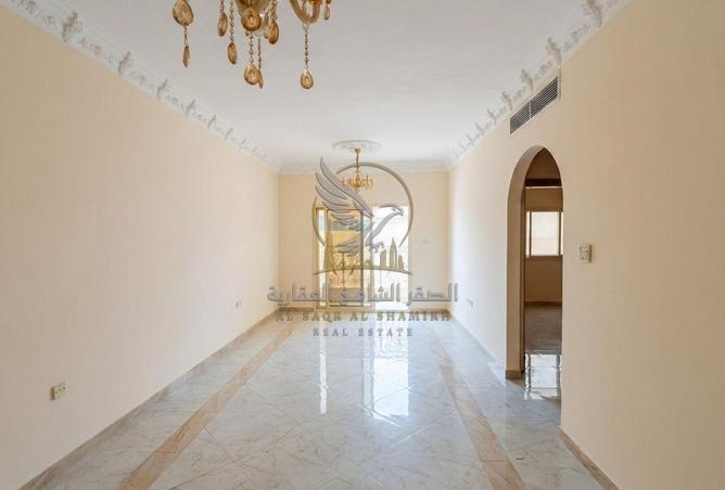 135649389 - Property Main Image