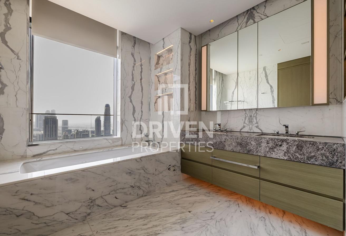 Exclusive Unit | Luxury Upgraded | Furnished photo 26