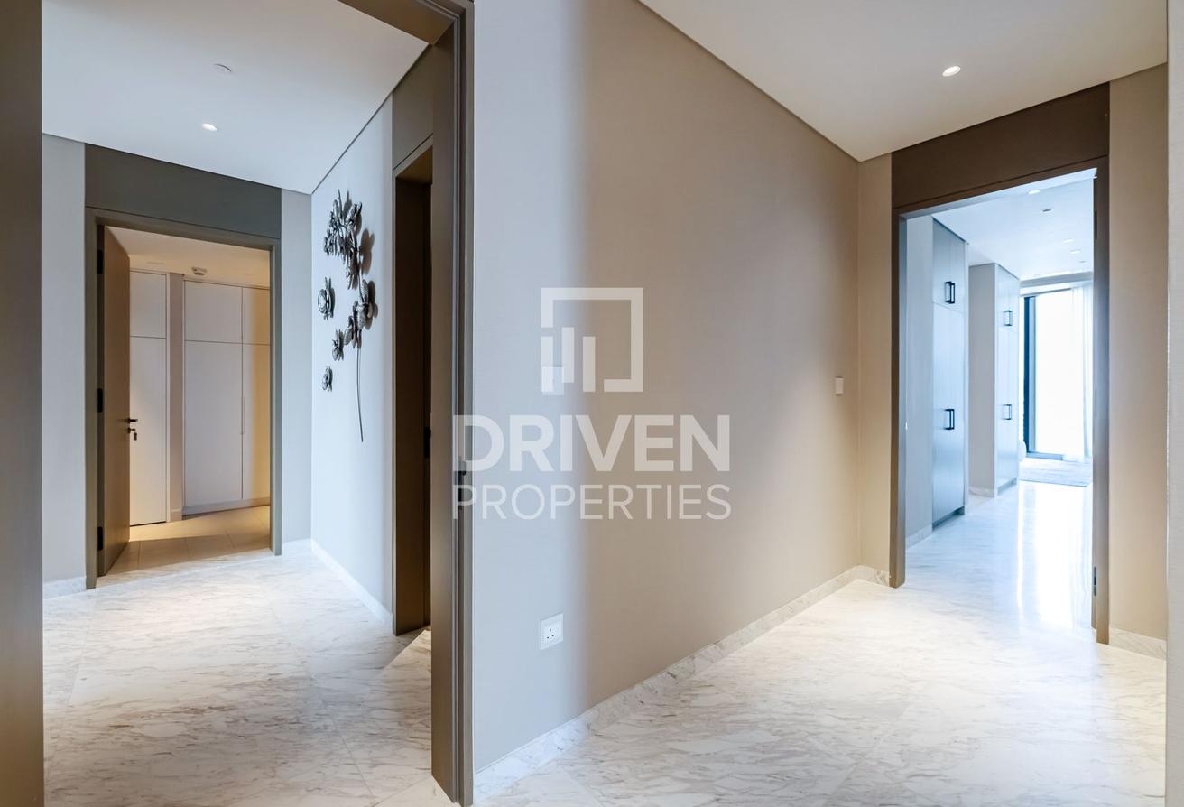 Exclusive Unit | Luxury Upgraded | Furnished photo 20
