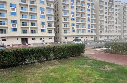 شقة - غرفة نوم - 2 حمامات للبيع في قرية الأميرة - عجمان