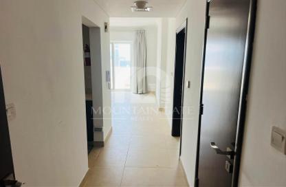 Apartment - 1 Bedroom - 2 Bathrooms for rent in Plaza Residences Block B - Plaza Residences - District 13 - Jumeirah Village Circle - Dubai