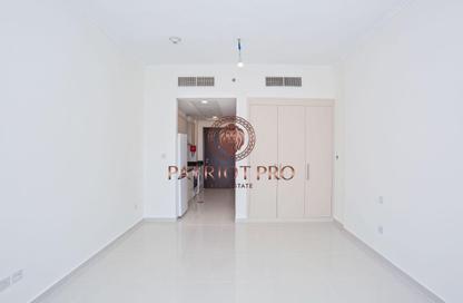 Apartment - Studio - 1 Bathroom for rent in Carson C - Carson - Damac Hills - Dubai