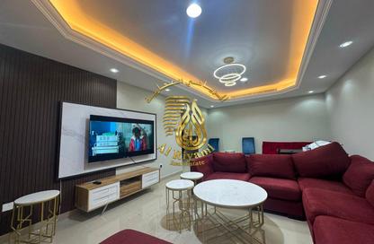 Apartment - 1 Bedroom - 2 Bathrooms for rent in Corniche Tower - Ajman Corniche Road - Ajman Apartment - 1 Bedroom - 2 Bathrooms for rent in Corniche Tower - Ajman Corniche Road - Ajman