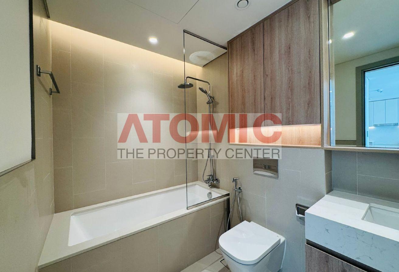 Stylish 1 BR Apt with Pool in Dubai Hills photo 2