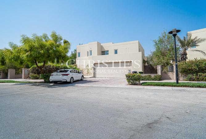 136560864 - Property Main Image