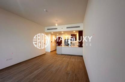 Apartment - 2 Bedrooms - 2 Bathrooms for sale in Holland Gardens - Town Square - Dubai