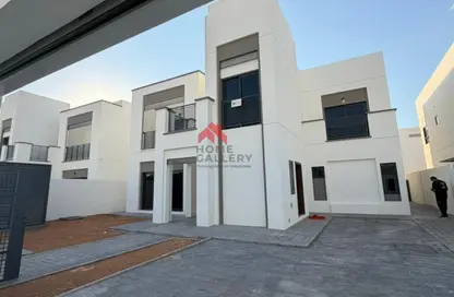Villa - 4 Bedrooms - 7 Bathrooms for rent in Fay Alreeman - Al Shamkha - Abu Dhabi