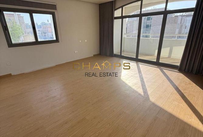 81947969 - Property Image 2