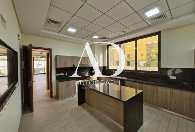 71497373 - Property Image 3