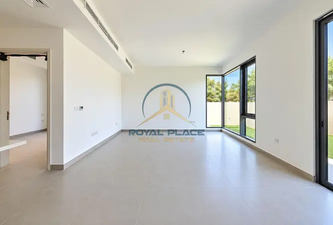 146002933 - Property Image 3