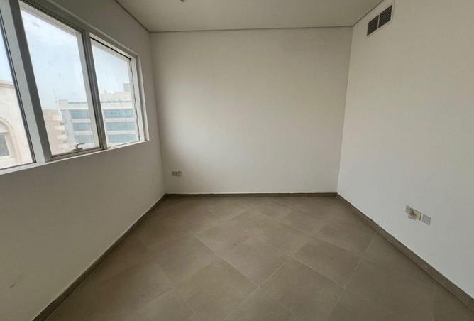 79848312 - صورة العقار 3