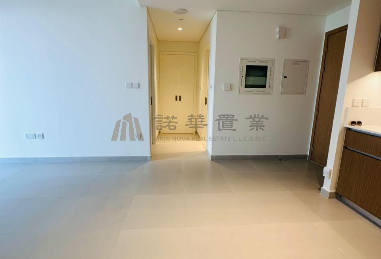 Vacant 1BR | Beach Access | Prime Location photo 4