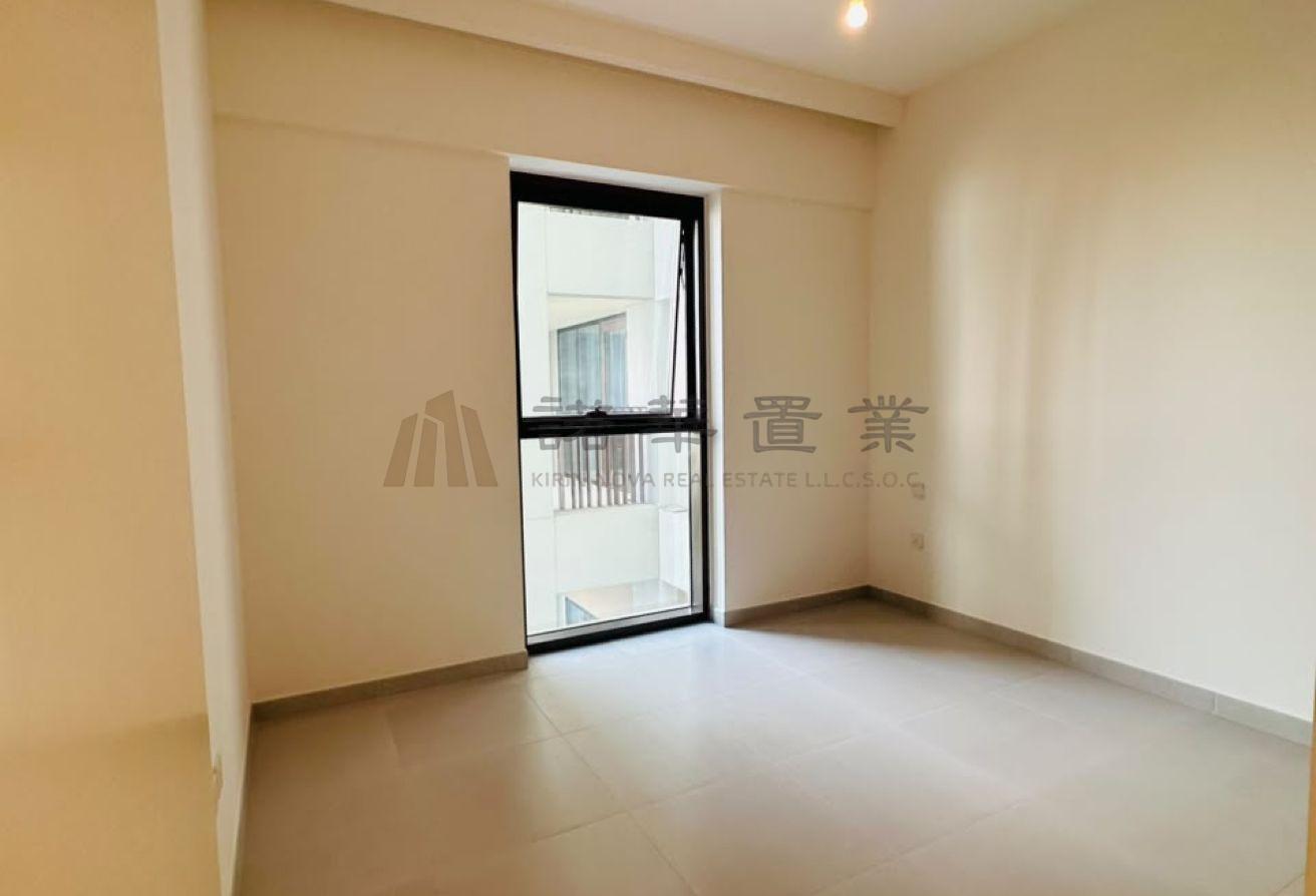 Vacant 1BR | Beach Access | Prime Location photo 12