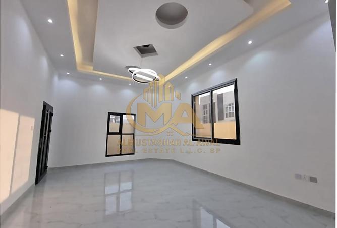 141920418 - Property Image 2