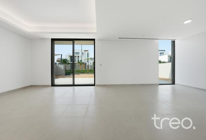 64402600 - Property Image 2