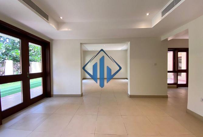 88745667 - Property Image 3