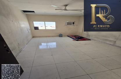 Labor Camp - Studio - 7+ for rent in Al Jurf Industrial 1 - Al Jurf Industrial - Ajman