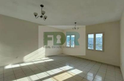 Apartment - Studio - 1 Bathroom for rent in Building Y05 - England Cluster - International City - Dubai
