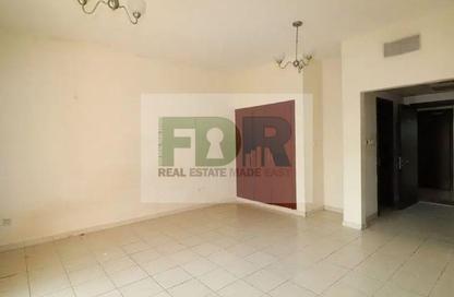 Apartment - Studio - 1 Bathroom for rent in Building Y05 - England Cluster - International City - Dubai